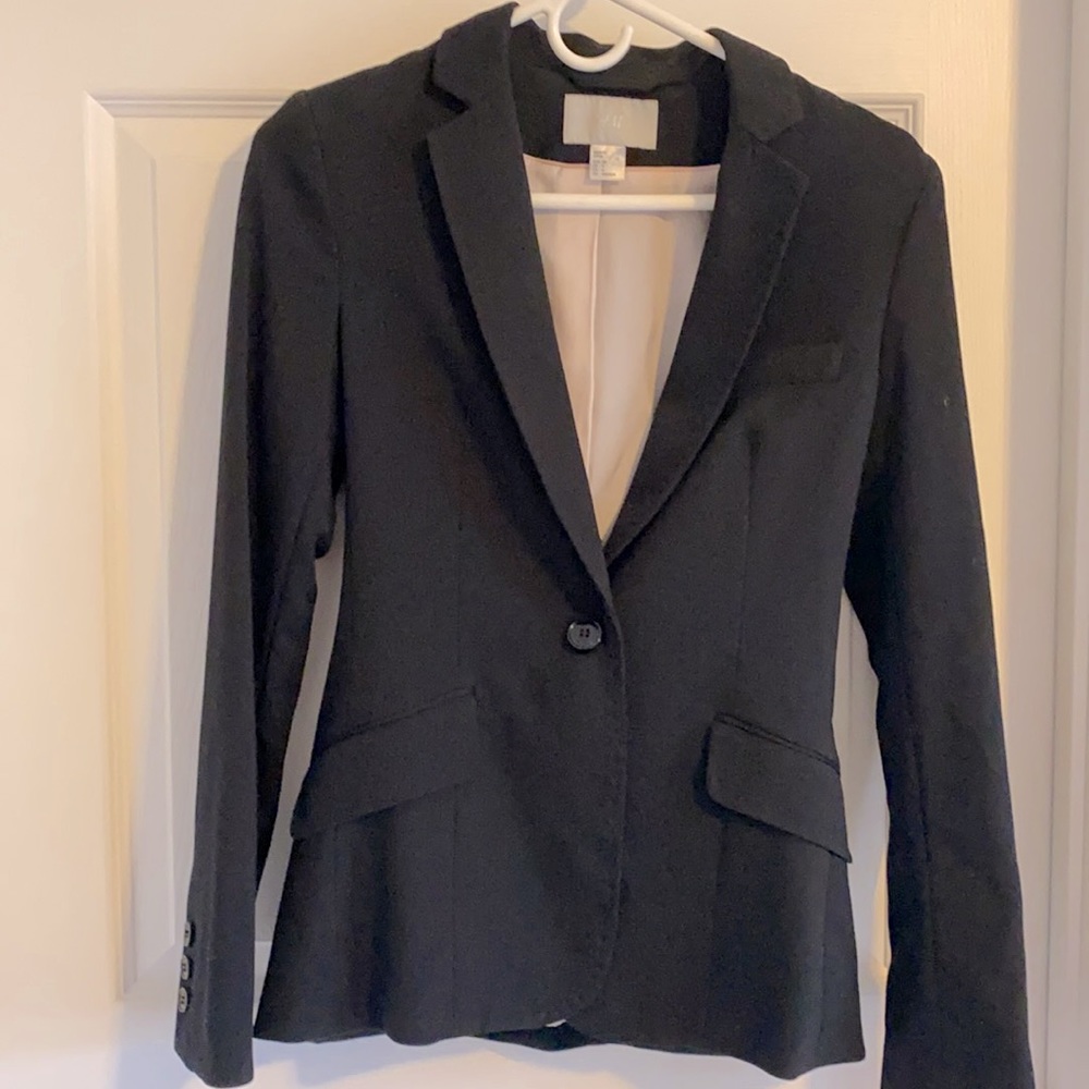 H&M black blazer suit jacket women’s 4